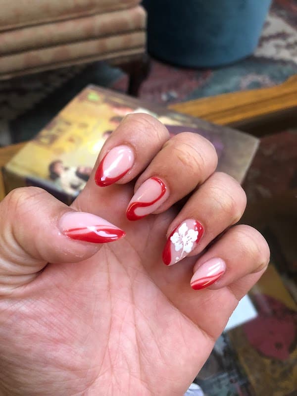 Mani.kaurnailsandbeauty