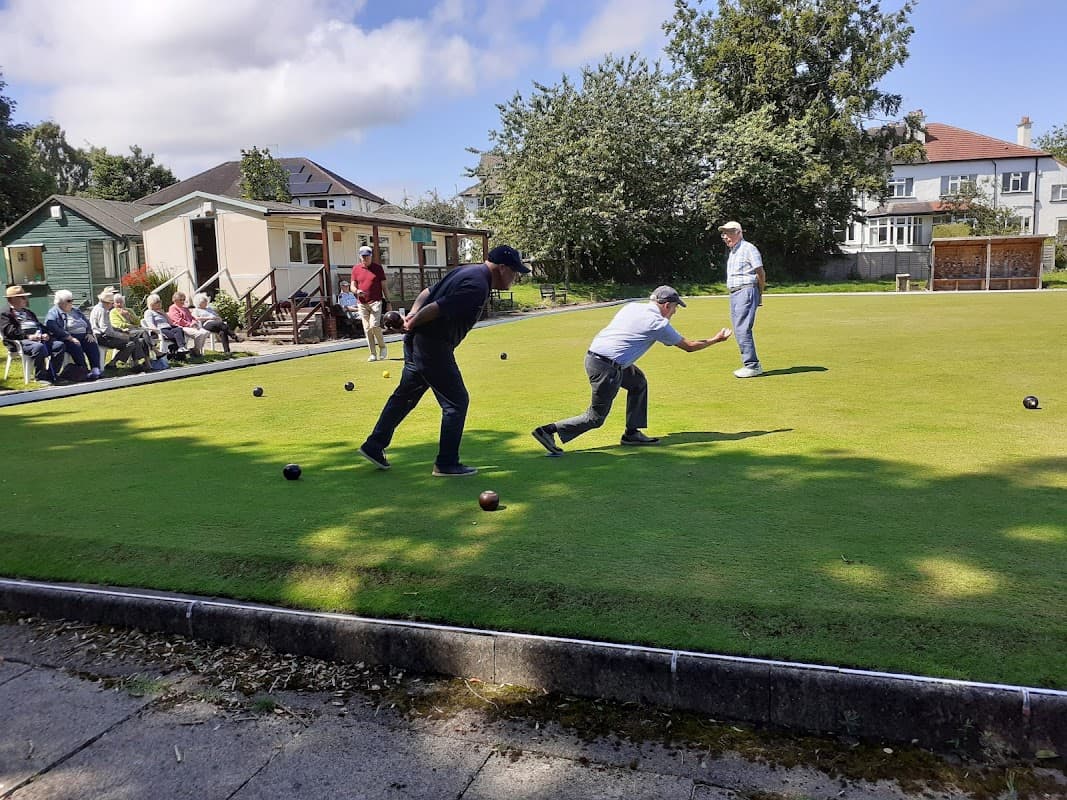 Moor Allerton Sports and Social Centre - Community Centres in moortown