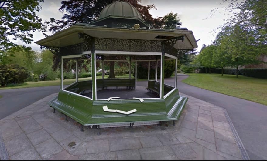 Rose Garden Bandstand - Historic Site in moortown