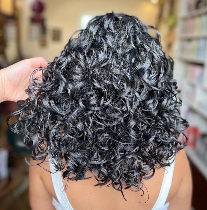 Be Beautiful By Daisy Hair Studio - Hair Salons in neepsend