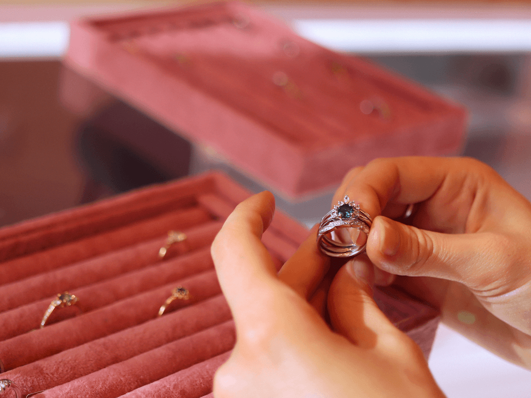 Jessica Flinn Jewellery - Jewellers in neepsend