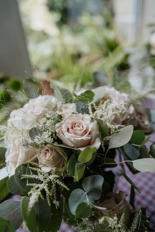 Katie Peckett Flowers Interiors & Coffee - Florists in nether edge