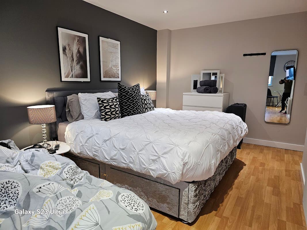 Accommodation at West One Aspect - City Apartment With A View in nether edge