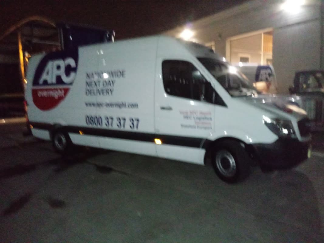 APC Overnight (Wakefield) - Couriers in normanton