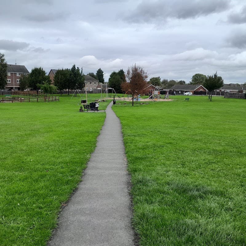 Lock Lane Park - Playgrounds in normanton