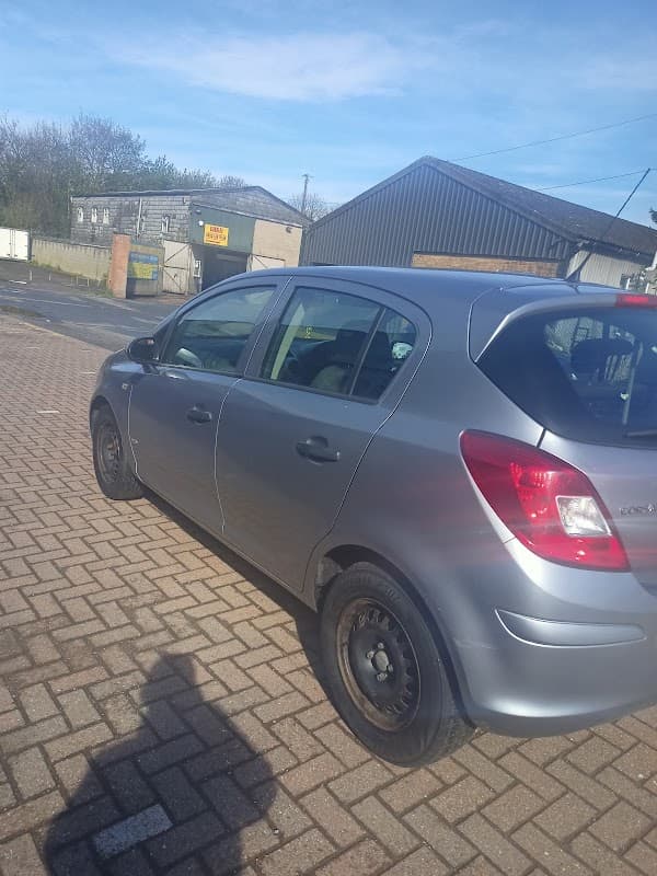 Bubbles Hand Car Wash - Car Washes in northallerton