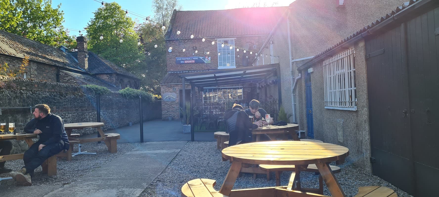 Food & drink at Sportsmans Club in northallerton