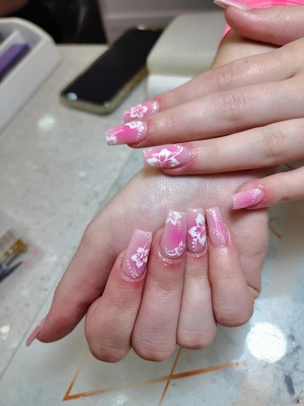 UK NAILS & SPA - Nail Salons in northallerton