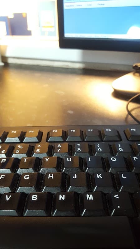 Ossett Kashmir Cars - Airports in ossett