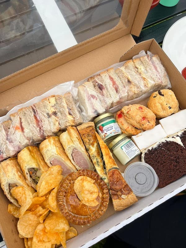 Squires Family Deli - Delicatessens in ossett