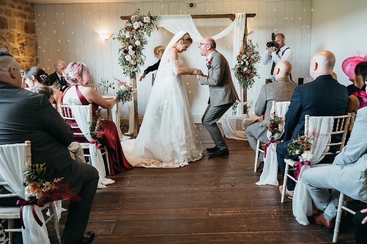 Heather & Moss; florist otley. Weddings, events, sympathy - Florists in otley