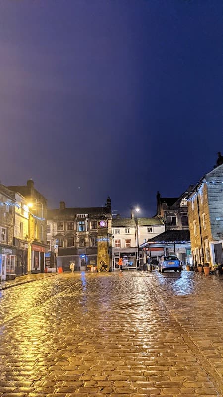 Otley Farmers Market - Market in otley
