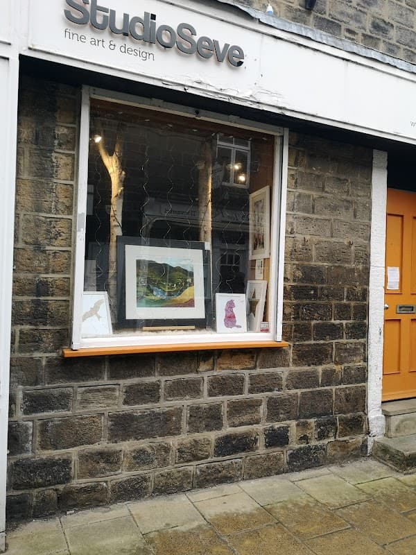 Studio Seven - Gallery in otley