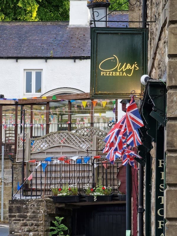 Dining at Olley's Pizzeria in pateley bridge