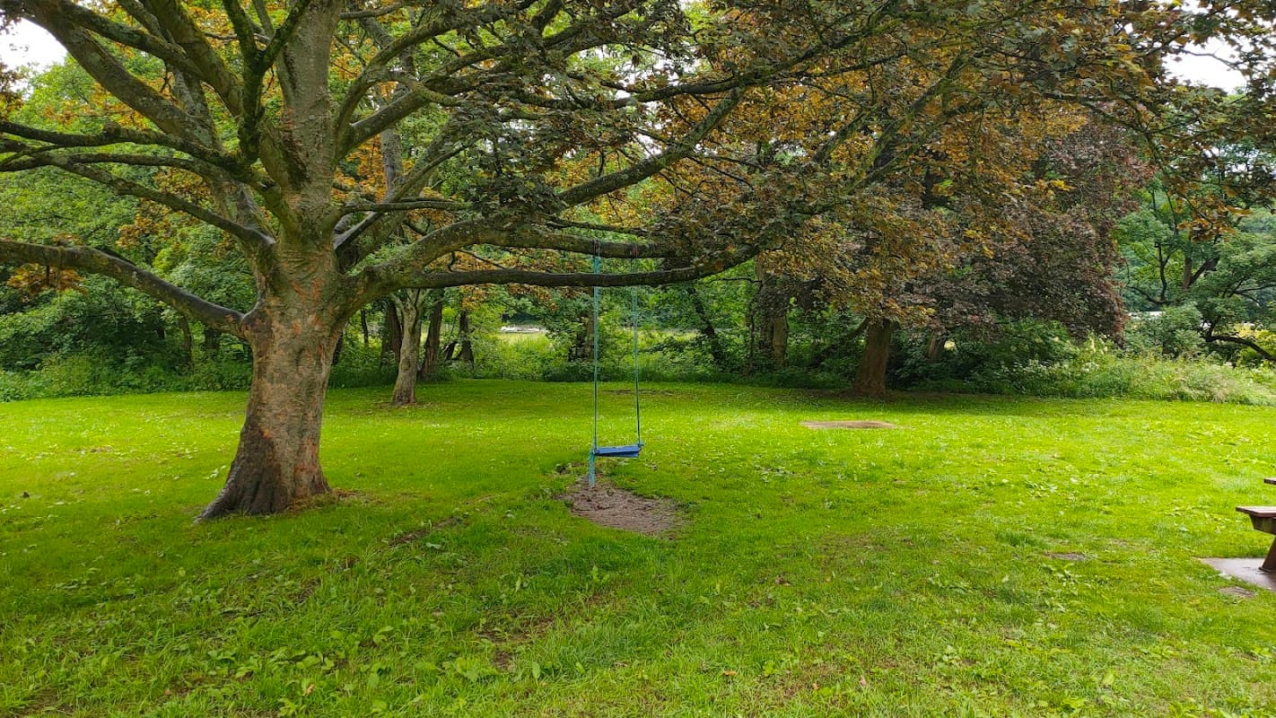 Riverside Picnic Area, Bower Dell - Picnic Areas in penistone