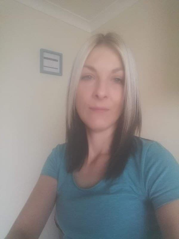 Aquarian Hair Design - Hair Salons in pickering