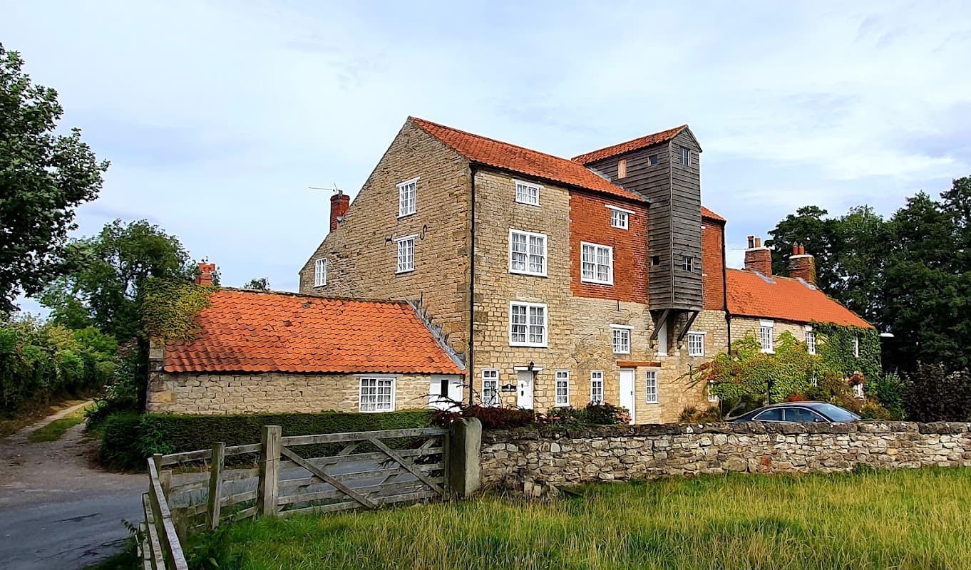 Accommodation at Vivers Mill Guest House in pickering
