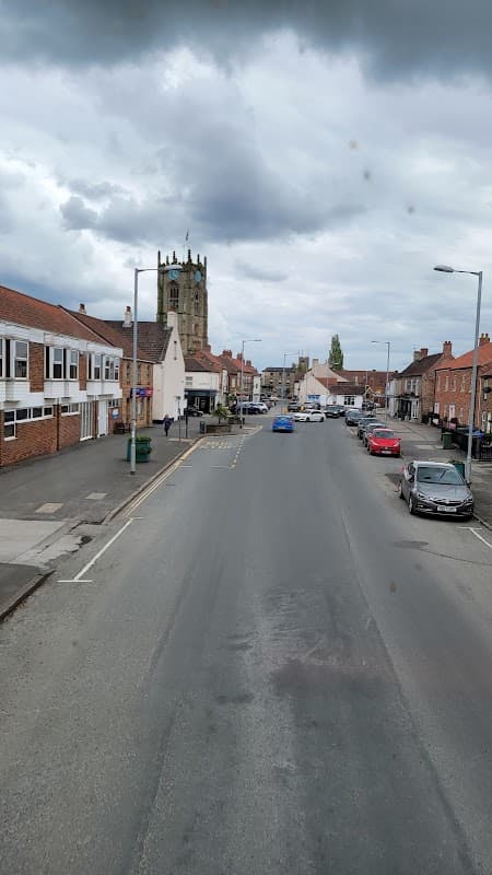 Bus Stop at Pocklington George Street - Bus Stops in pocklington