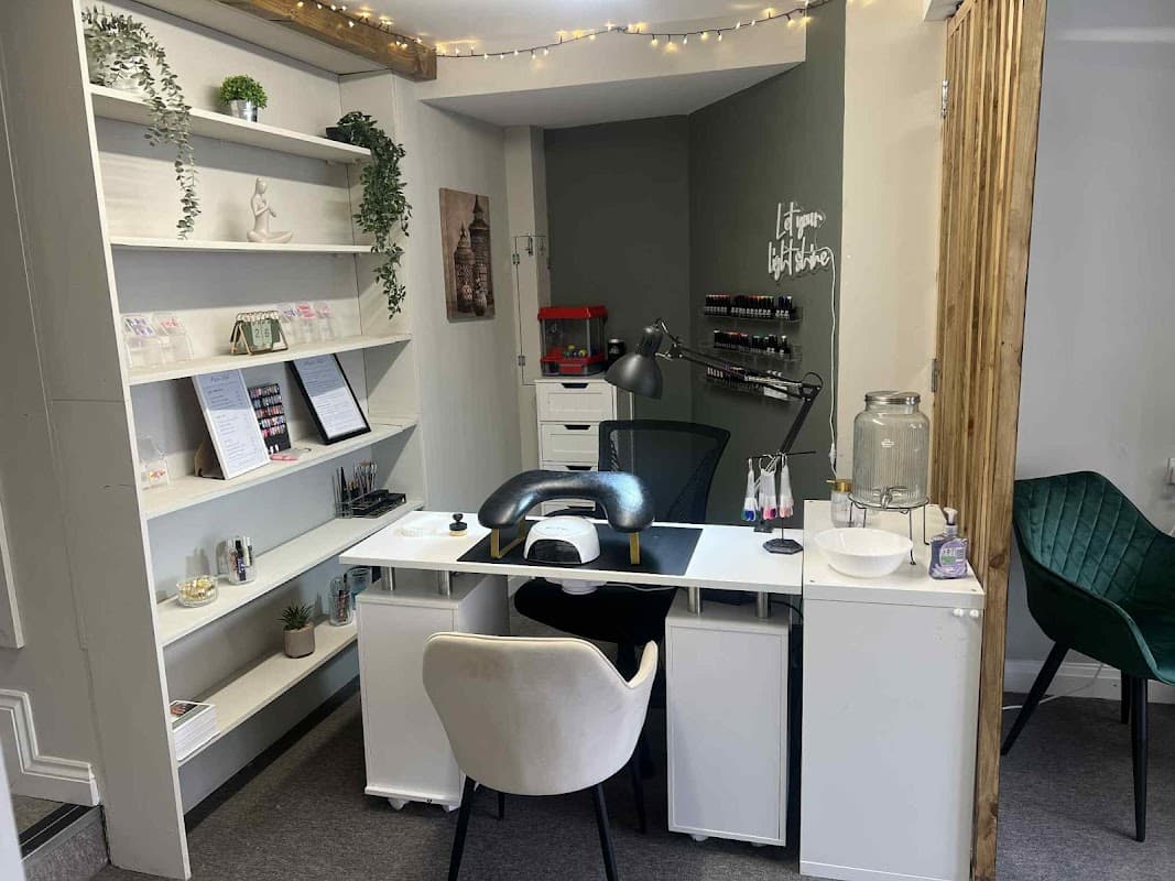 Rosecomb Nails - Nail Salons in pocklington