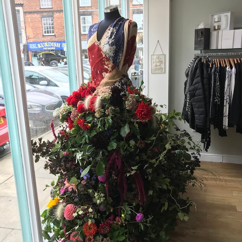 Sassy & Chic - Clothes Shops in pocklington