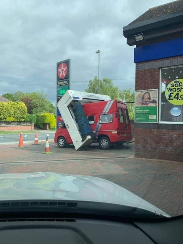 Esso - Petrol Stations in pontefract