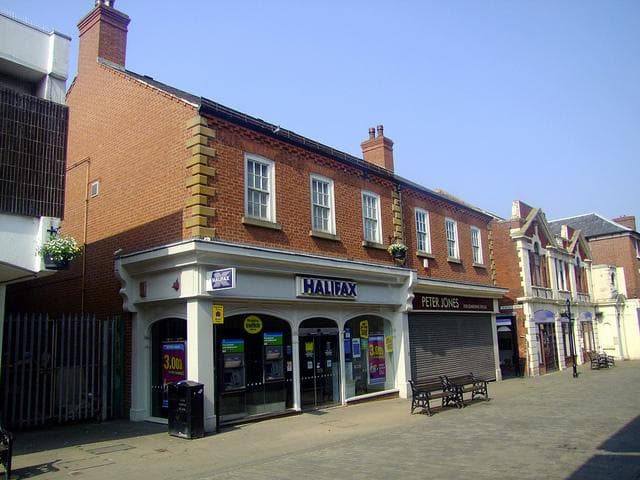 Halifax - Banks in pontefract