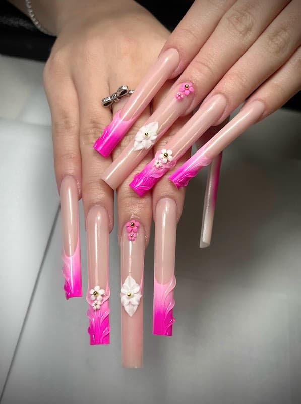 Luxx Nails Bar - Nail Salons in pontefract