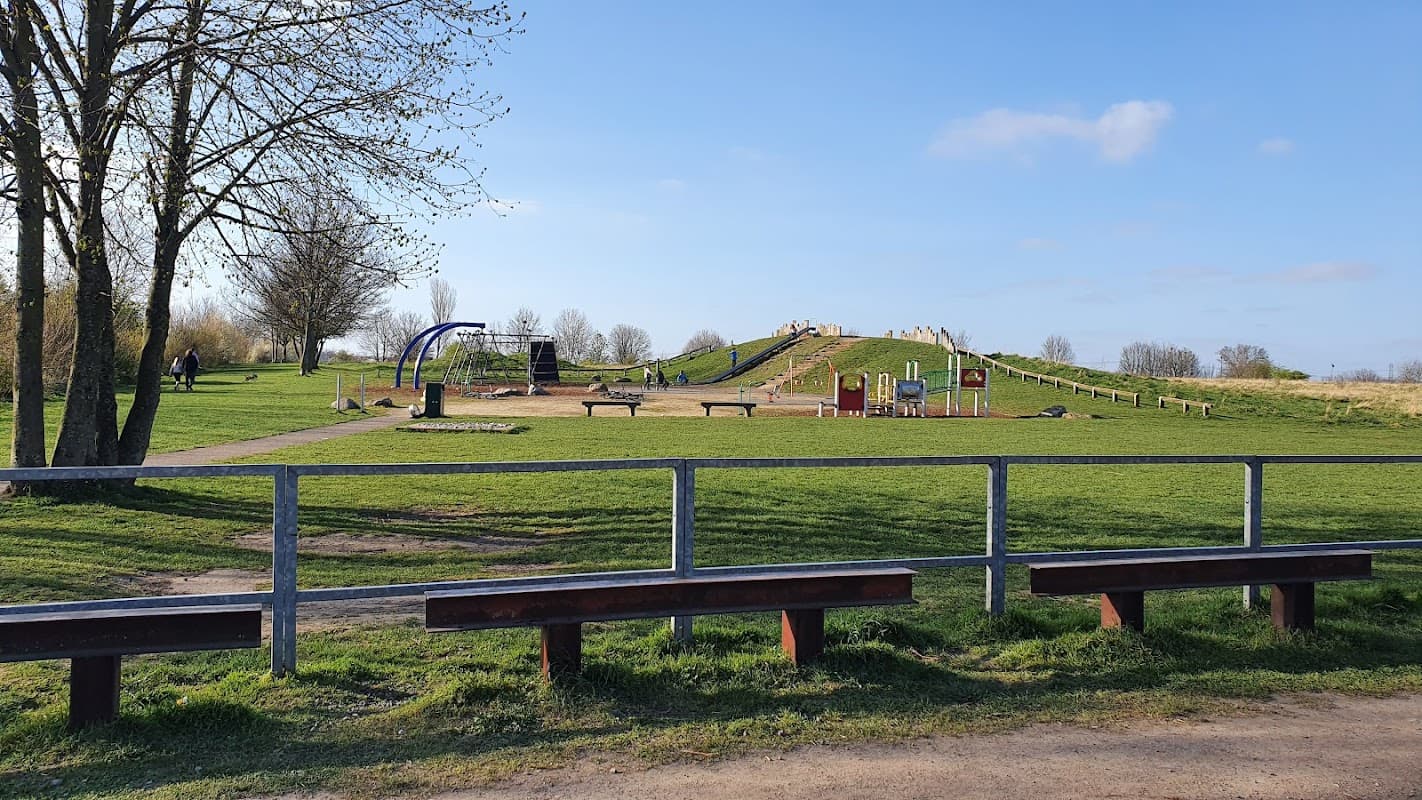 Orchard Head Play Area - Playgrounds in pontefract
