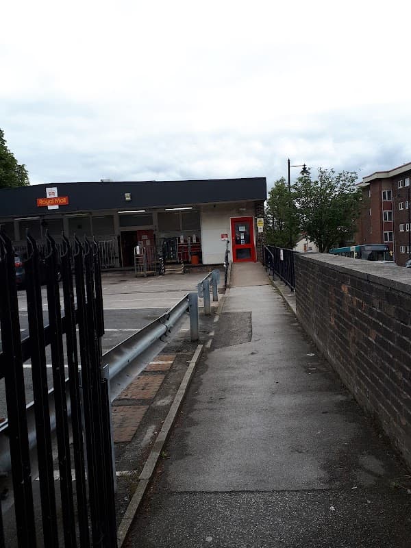 Pontefract Delivery Office - Post Offices in pontefract