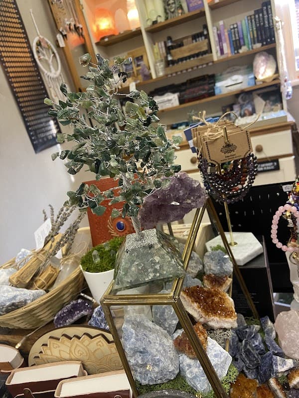 The Hidden Gem - Pontefract. Crystal and well-being store - Gift Shops in pontefract