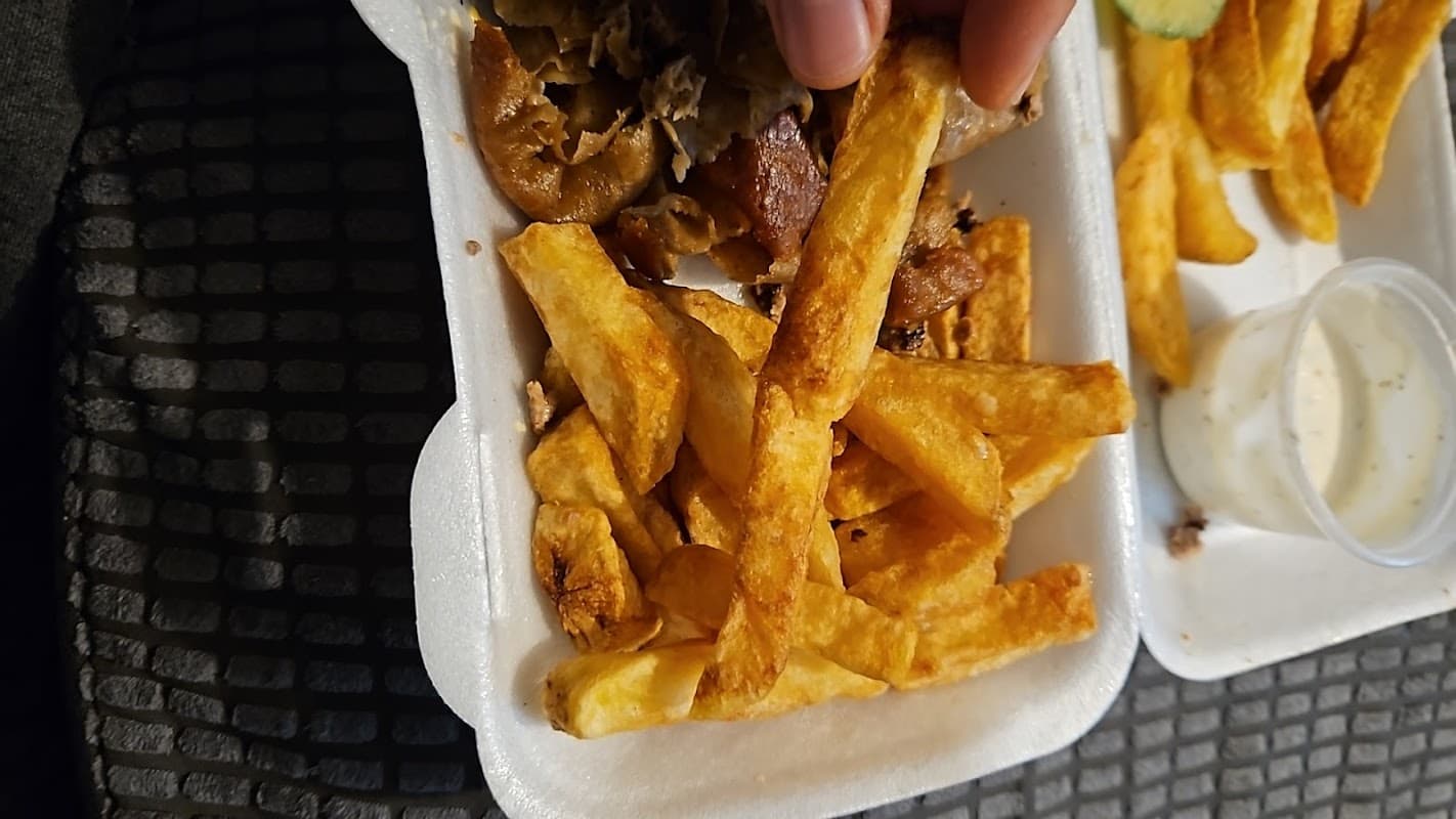 Gemini's Pizzas - Takeaway in redcar