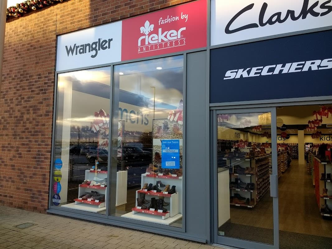 Shoezone - Shoe Shops in richmond