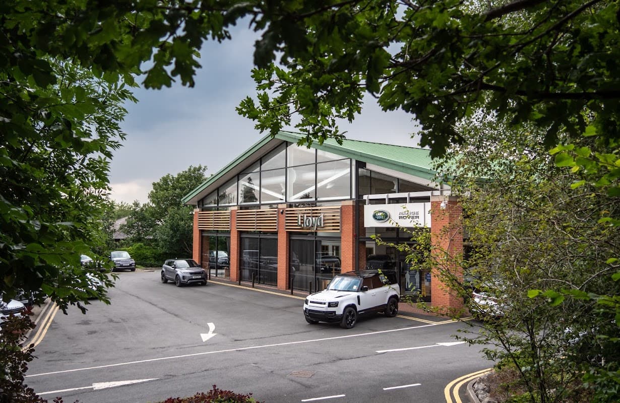 Lloyd Land Rover Ripon - Car Dealers in ripon