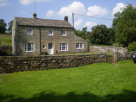 Accommodation at Riverside Cottage in gollinglith foot