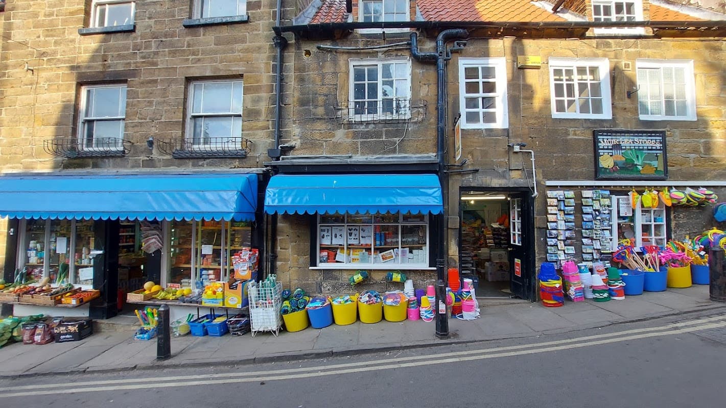 Muir Lea Stores - Off Licences in robin hoods bay