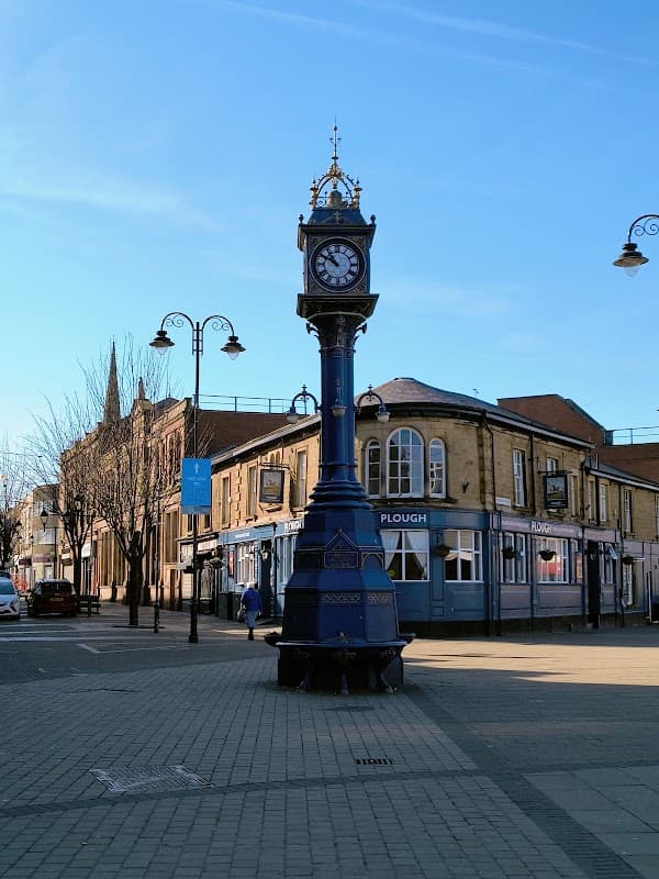 Coronation monument - Monuments in rotherham