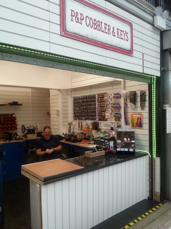 P&P Cobbler & Keys - Locksmiths in rotherham