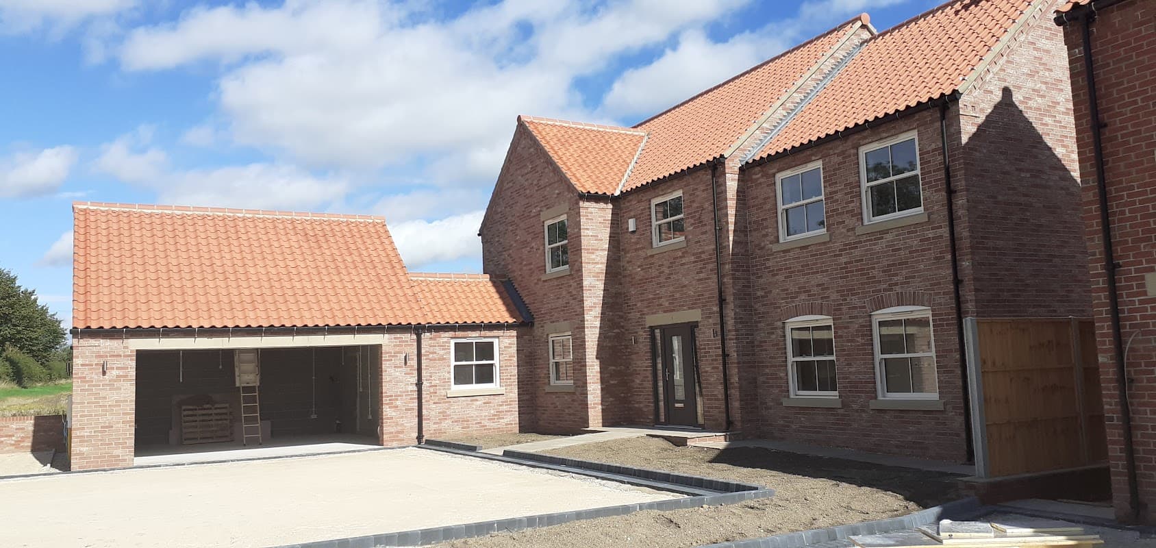 Richards Seamless Gutters & Roofing Contractors - Roofers in rotherham