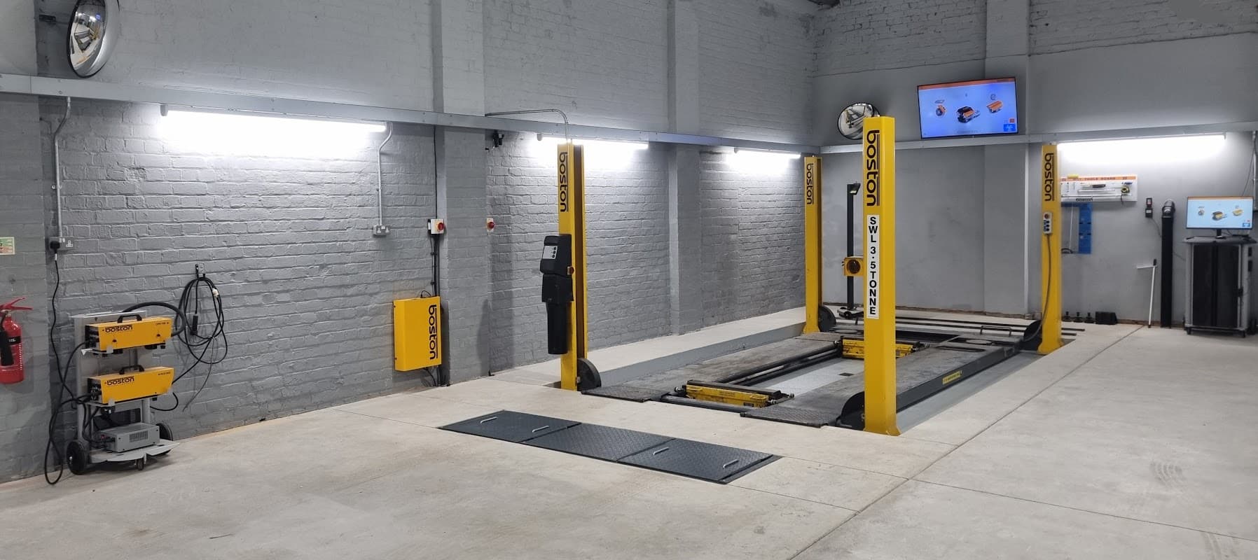 Gladstone Garage Ltd - Garages in scarborough