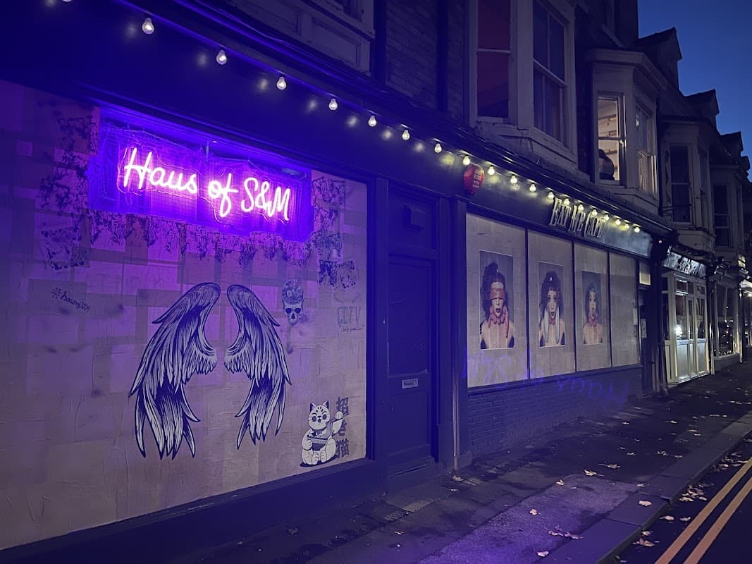 Dining at Haus of S&M @ Eat Me Cafe in scarborough