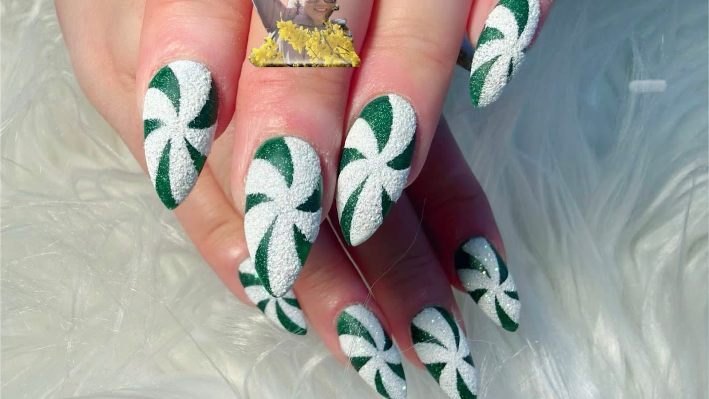 Helen's Nails - Nail Salons in scarborough