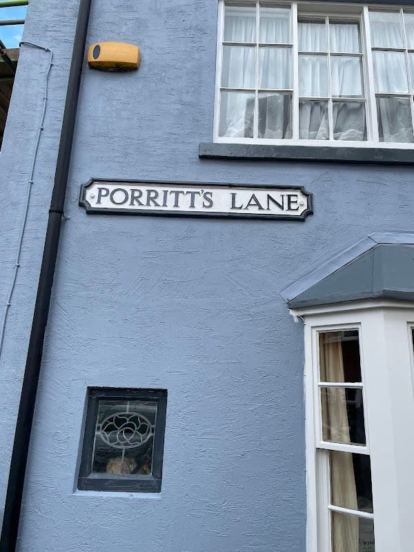 Hunter Dave - Painters & Decorators in scarborough