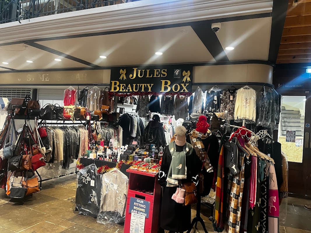 Jules-Beauty-Box - Clothes Shops in scarborough