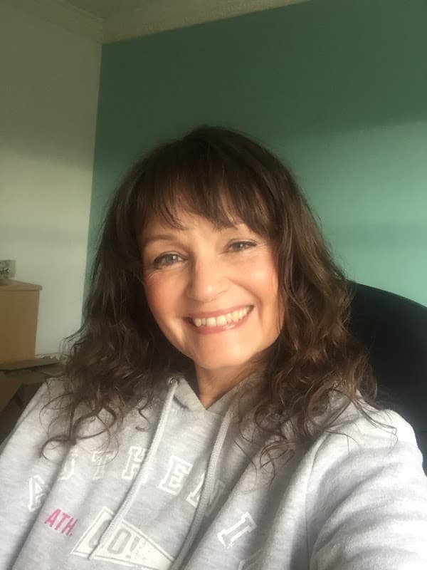 Lesley Hodgson Clinical Massage & Holistic Therapy - Physiotherapists in scarborough