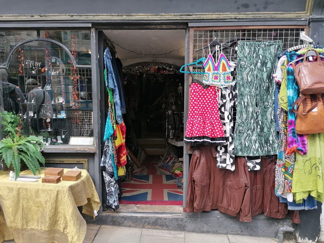 Phookaz Vintage Emporium - Second Hand Shops in scarborough