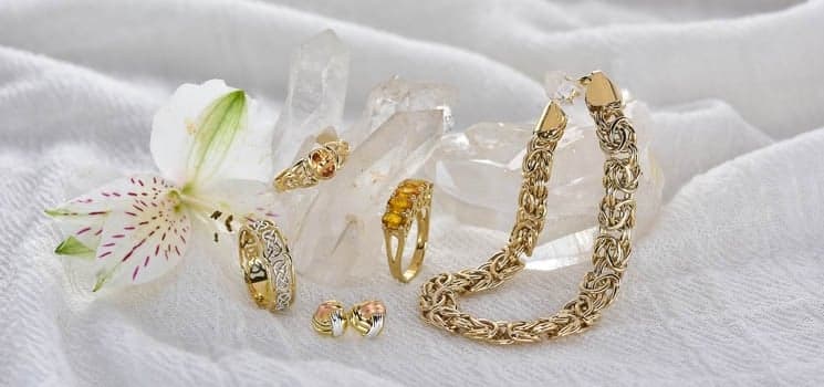 Shipton & Co - Jewellers in scarborough