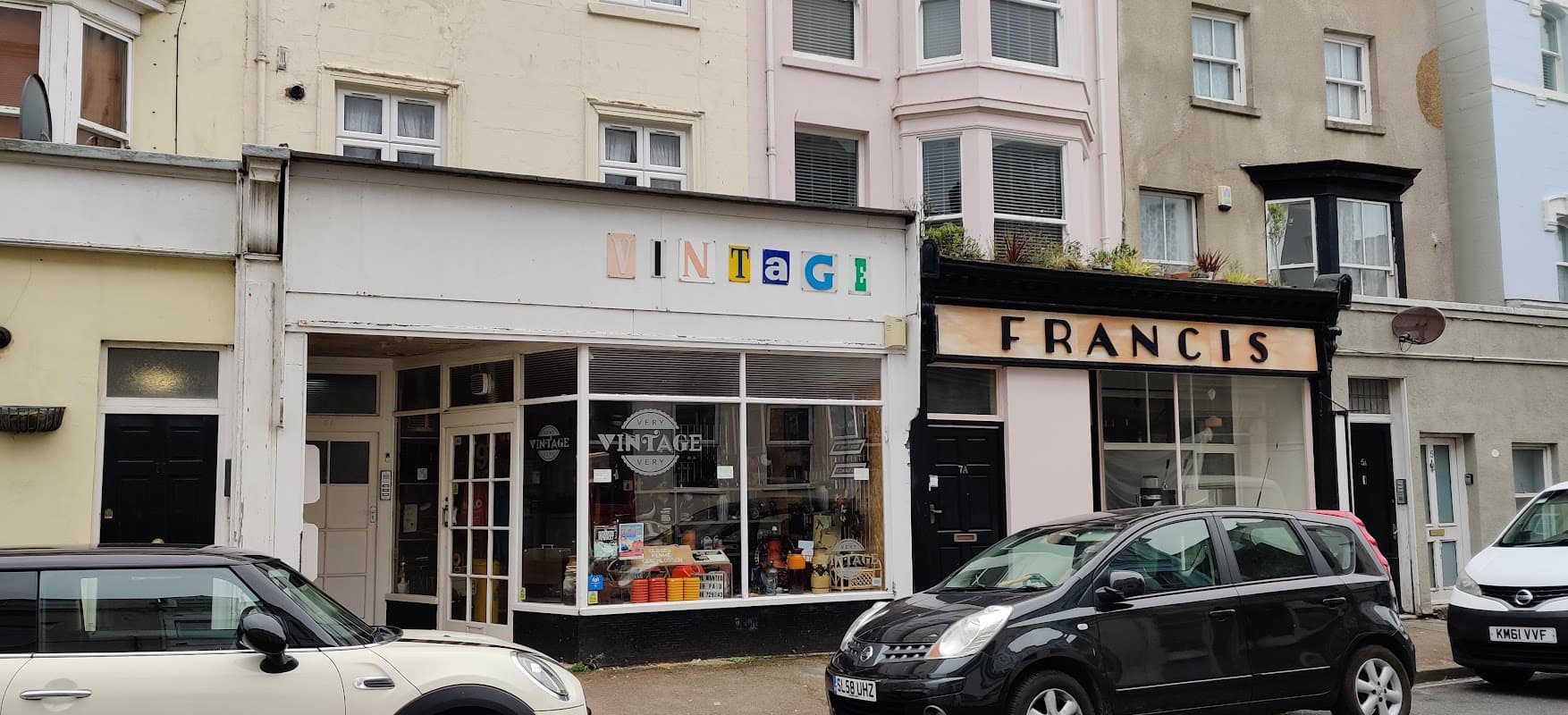 Very Very Vintage - Antique Shops in scarborough