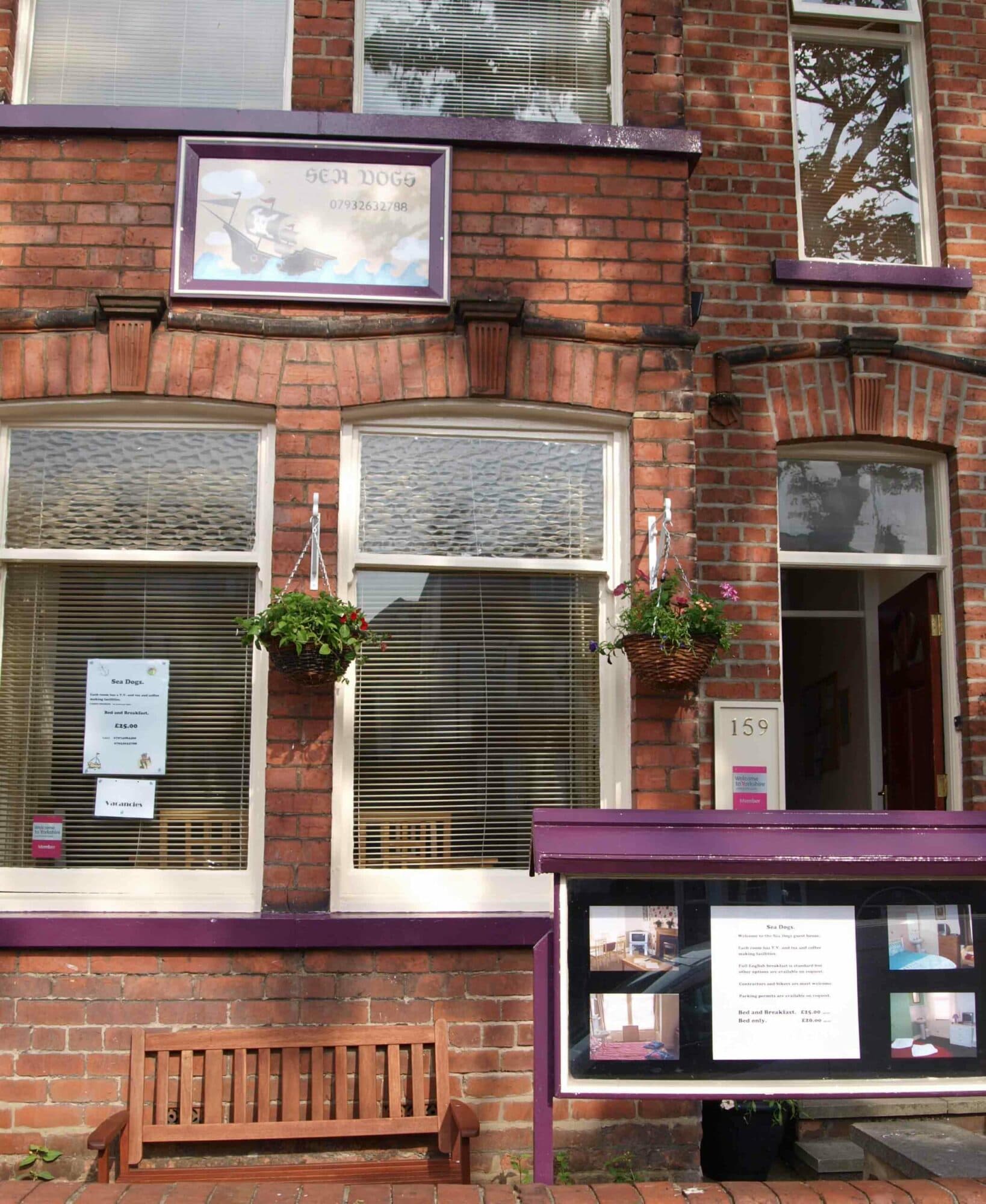 Accommodation at Sea Dogs Guest House in peasholm railway station