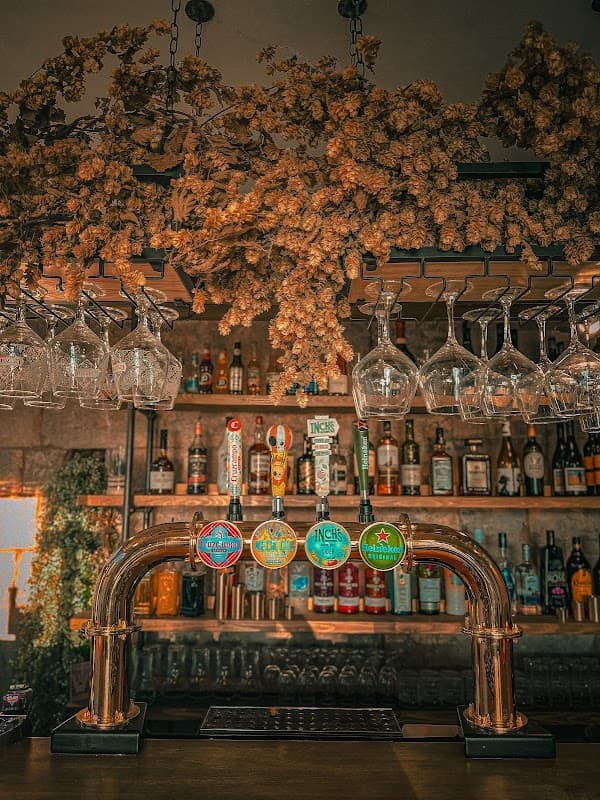 Food & drink at The Abbots Tavern in selby