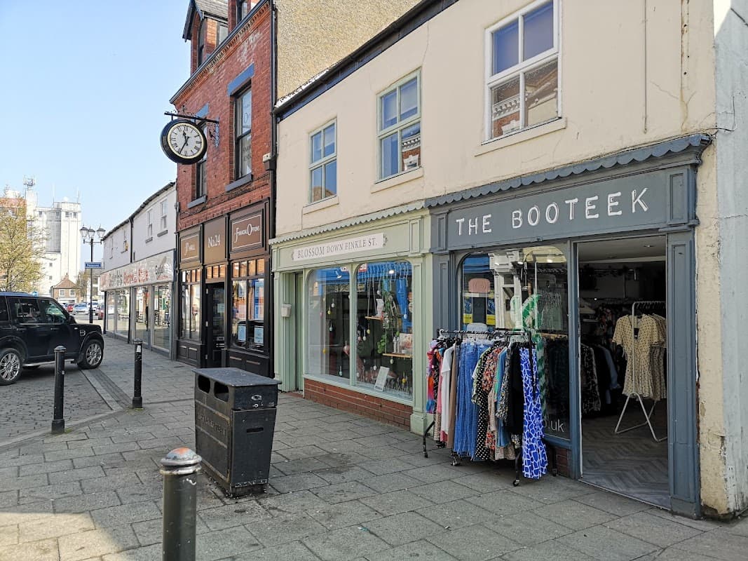 The Booteek - Clothes Shops in selby